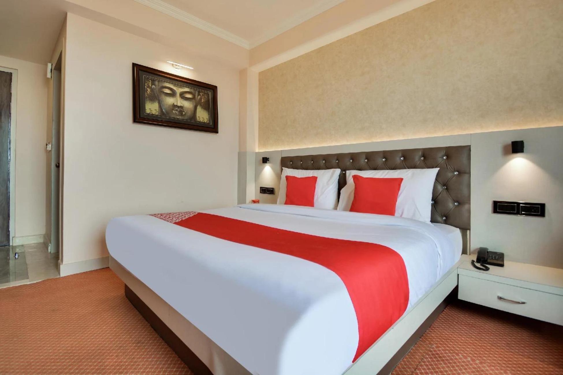 Aangan Regency Hotel Шимла Екстериор снимка