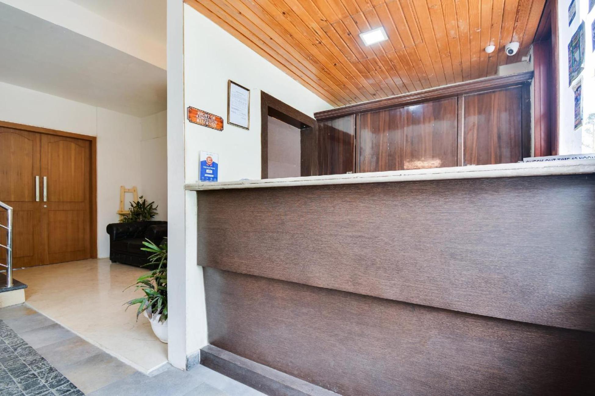 Aangan Regency Hotel Шимла Екстериор снимка
