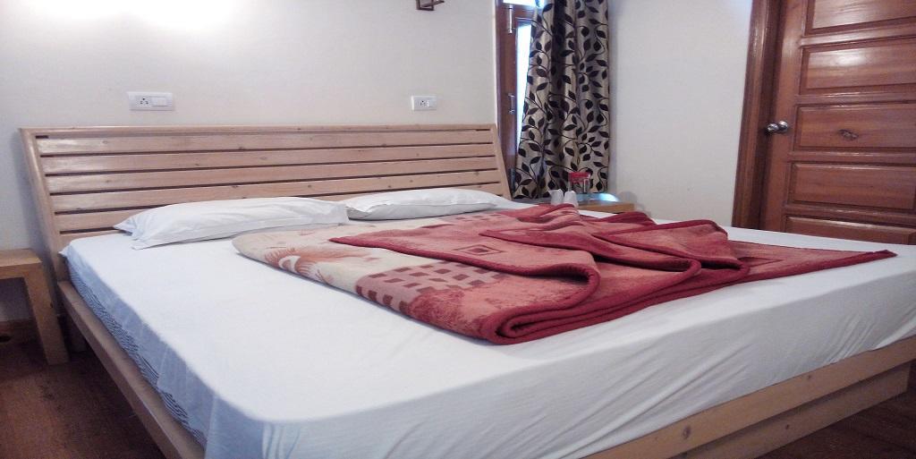 Aangan Regency Hotel Шимла Екстериор снимка